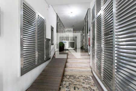 Apartamento à venda com 30m², 1 quarto e sem vagaÁrea Comum - Ramap de Acesso