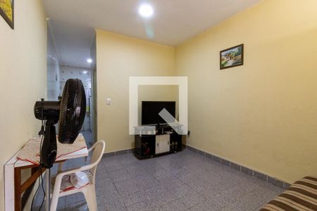 Sala de kitnet/studio para alugar com 1 quarto, 33m² em Canto do Forte, Praia Grande
