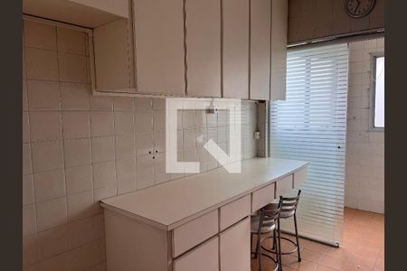 Cozinha de apartamento para alugar com 2 quartos, 55m² em Bosque da Saúde, São Paulo