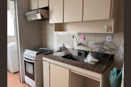 Cozinha de apartamento para alugar com 2 quartos, 55m² em Bosque da Saúde, São Paulo