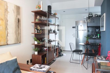 Sala de apartamento à venda com 1 quarto, 36m² em Curicica, Rio de Janeiro
