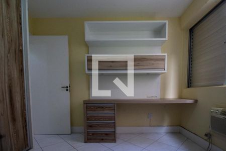 Apartamento para alugar com 80m², 2 quartos e 1 vagaQuarto 02