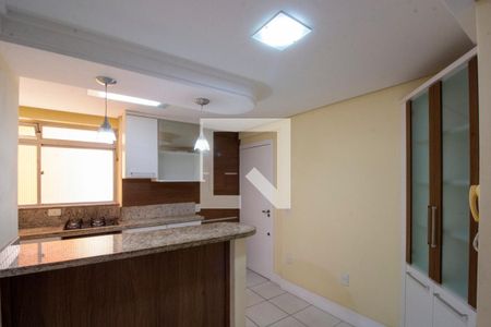 Cozinha de apartamento para alugar com 2 quartos, 80m² em Centro, Florianópolis