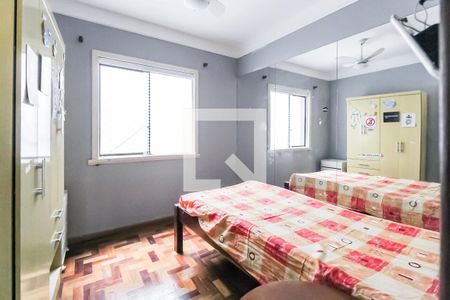 Quarto 1 de apartamento para alugar com 2 quartos, 59m² em São Sebastião, Porto Alegre