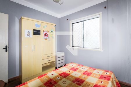 Quarto 1 de apartamento para alugar com 2 quartos, 59m² em São Sebastião, Porto Alegre