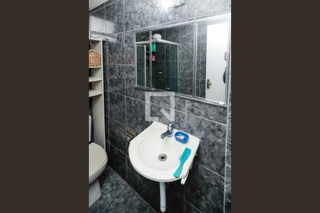 Apartamento à venda com 64m², 3 quartos e sem vagaBanheiro