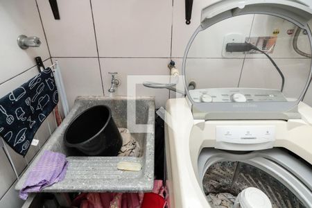 Apartamento à venda com 64m², 3 quartos e sem vagaÁrea de Serviço