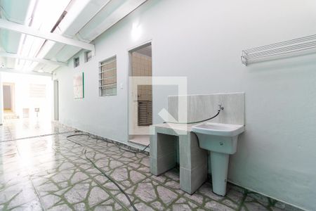 Casa à venda com 70m², 2 quartos e 1 vagaLavanderia