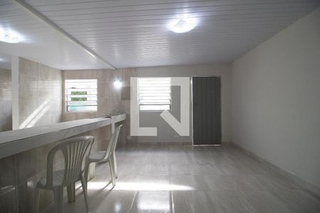 Sala de casa à venda com 2 quartos, 70m² em Bosque da Saúde, São Paulo