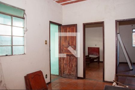 Casa à venda com 4 quartos, 120m² em Eldorado, Contagem