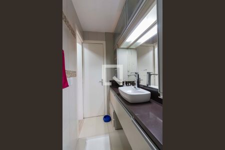 Casa de condomínio à venda com 100m², 3 quartos e 1 vaga Casa de condomínio à venda com 100m², 3 quartos e 1 vagaBanheiro