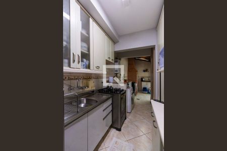 Cozinha  de casa de condomínio para alugar com 3 quartos, 100m² em Humaitá, Porto Alegre