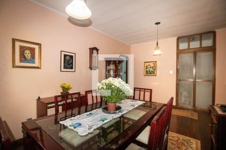 Casa à venda com 100m², 3 quartos e 2 vagas Casa à venda com 100m², 3 quartos e 2 vagasSala de Jantar