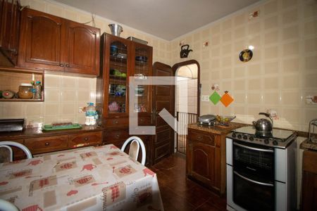 Casa à venda com 100m², 3 quartos e 2 vagas Casa à venda com 100m², 3 quartos e 2 vagasCozinha