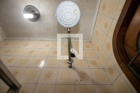 Casa à venda com 100m², 3 quartos e 2 vagas Casa à venda com 100m², 3 quartos e 2 vagasBanheiro Auxiliar 2