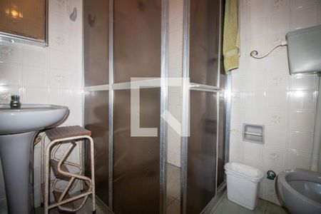 Casa à venda com 100m², 3 quartos e 2 vagas Casa à venda com 100m², 3 quartos e 2 vagasBanheiro Auxiliar