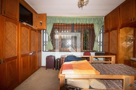 Casa à venda com 100m², 3 quartos e 2 vagas Casa à venda com 100m², 3 quartos e 2 vagasSuíte