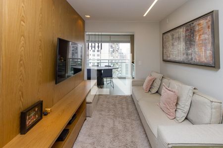 Sala de apartamento para alugar com 2 quartos, 74m² em Jardim das Acácias, São Paulo