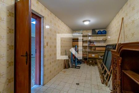 Casa à venda com 450m², 4 quartos e 8 vagas Casa à venda com 450m², 4 quartos e 8 vagasDepósito da Garagem