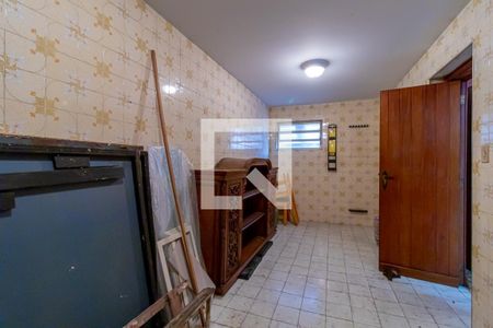 Casa à venda com 450m², 4 quartos e 8 vagas Casa à venda com 450m², 4 quartos e 8 vagasDepósito da Garagem