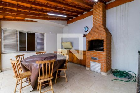 Casa à venda com 450m², 4 quartos e 8 vagas Casa à venda com 450m², 4 quartos e 8 vagasChurrasqueira