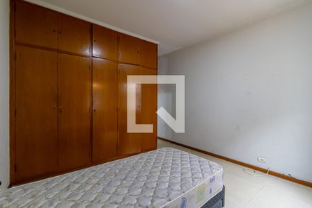 Casa à venda com 450m², 4 quartos e 8 vagas Casa à venda com 450m², 4 quartos e 8 vagasSuíte 2