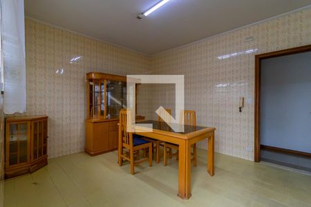 Casa à venda com 450m², 4 quartos e 8 vagas Casa à venda com 450m², 4 quartos e 8 vagasCopa