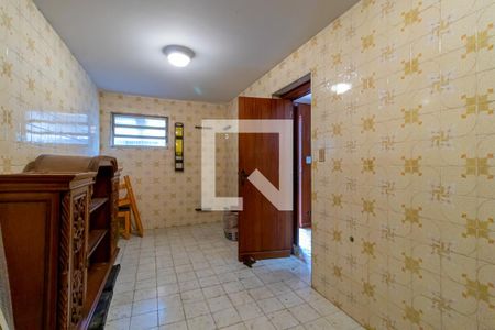 Casa à venda com 450m², 4 quartos e 8 vagas Casa à venda com 450m², 4 quartos e 8 vagasDepósito da Garagem