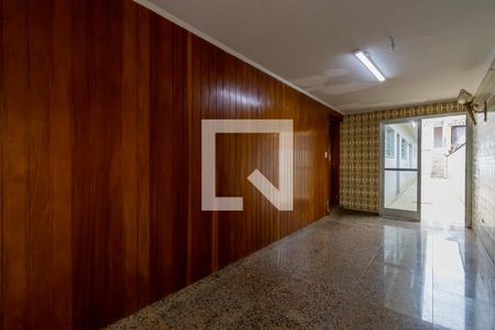 Casa à venda com 450m², 4 quartos e 8 vagas Casa à venda com 450m², 4 quartos e 8 vagasHall Social