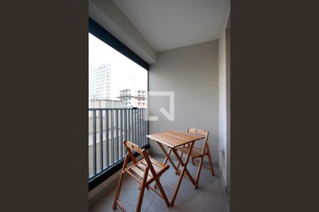 Varanda de kitnet/studio para alugar com 0 quarto, 24m² em Bela Vista, São Paulo