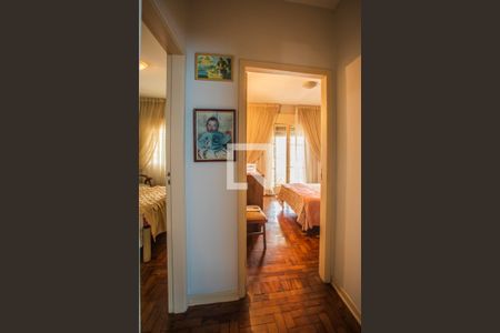 Casa à venda com 143m², 3 quartos e 1 vagaCorredor - Quartos