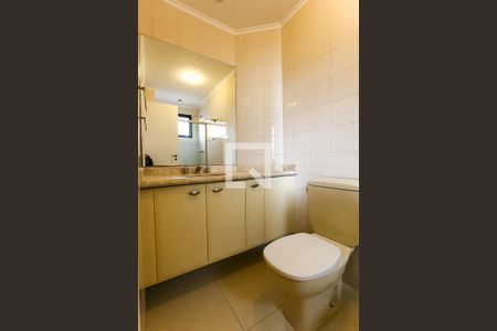 Apartamento à venda com 150m², 4 quartos e 3 vagas Apartamento à venda com 150m², 4 quartos e 3 vagasBanheiro