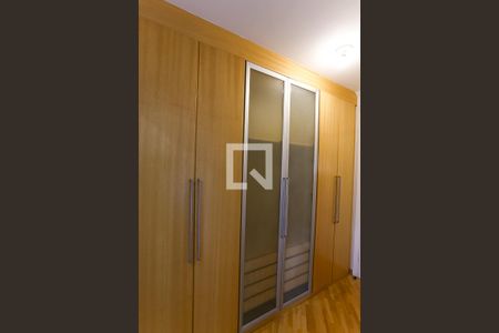 Apartamento à venda com 150m², 4 quartos e 3 vagas Apartamento à venda com 150m², 4 quartos e 3 vagasCorredor