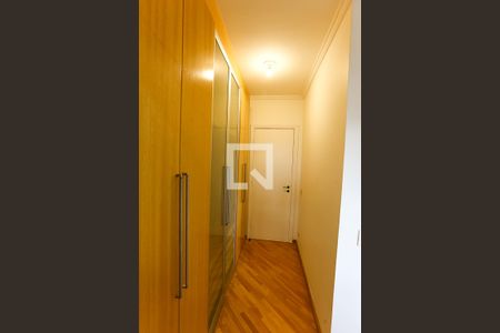 Apartamento à venda com 150m², 4 quartos e 3 vagas Apartamento à venda com 150m², 4 quartos e 3 vagasCorredor