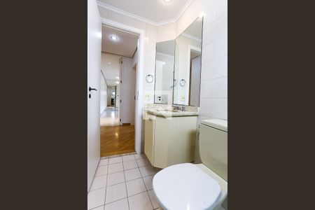 Apartamento à venda com 150m², 4 quartos e 3 vagas Apartamento à venda com 150m², 4 quartos e 3 vagasBanheiro