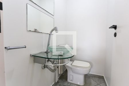Apartamento à venda com 150m², 4 quartos e 3 vagas Apartamento à venda com 150m², 4 quartos e 3 vagasBanheiro