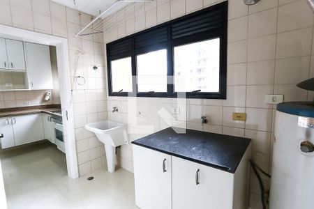 Apartamento à venda com 150m², 4 quartos e 3 vagas Apartamento à venda com 150m², 4 quartos e 3 vagasÁrea de Serviço