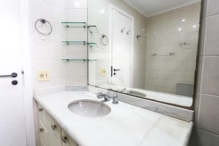 Apartamento à venda com 150m², 4 quartos e 3 vagas Apartamento à venda com 150m², 4 quartos e 3 vagasBanheiro 3