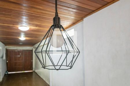 Casa à venda com 215m², 4 quartos e 3 vagas Casa à venda com 215m², 4 quartos e 3 vagasGaragem