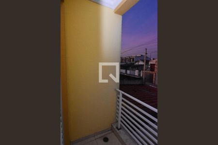 Casa à venda com 197m², 3 quartos e 2 vagasVaranda