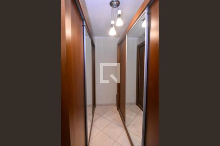 Casa à venda com 197m², 3 quartos e 2 vagasQuarto 2