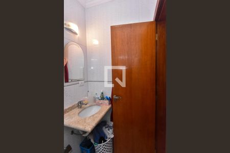 Casa à venda com 197m², 3 quartos e 2 vagasBanheiro da Suíte