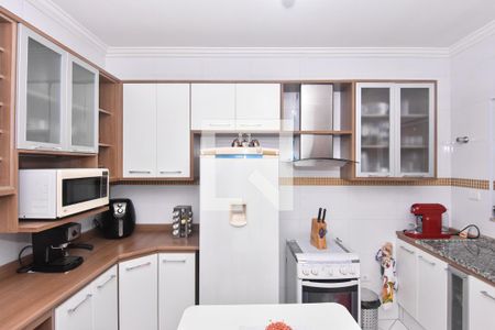 Casa à venda com 197m², 3 quartos e 2 vagasCozinha