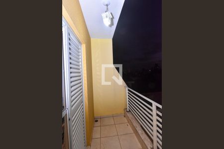 Casa à venda com 197m², 3 quartos e 2 vagasVaranda