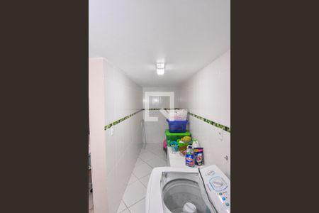 Casa à venda com 197m², 3 quartos e 2 vagasÁrea de Serviço