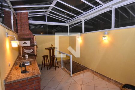 Casa à venda com 197m², 3 quartos e 2 vagasChurrasqueira