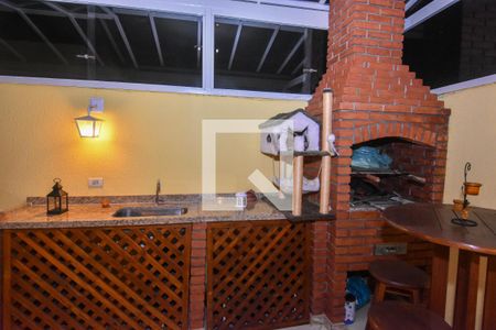 Casa à venda com 197m², 3 quartos e 2 vagasChurrasqueira