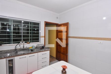 Casa à venda com 197m², 3 quartos e 2 vagasCozinha