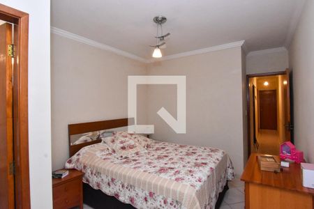 Casa à venda com 197m², 3 quartos e 2 vagasQuarto Suíte