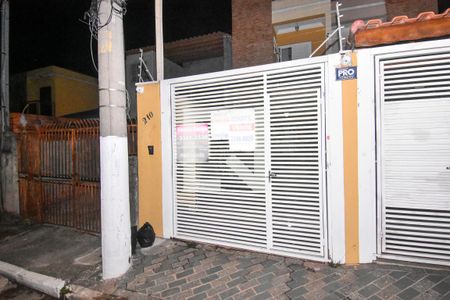 Casa à venda com 197m², 3 quartos e 2 vagasFachada